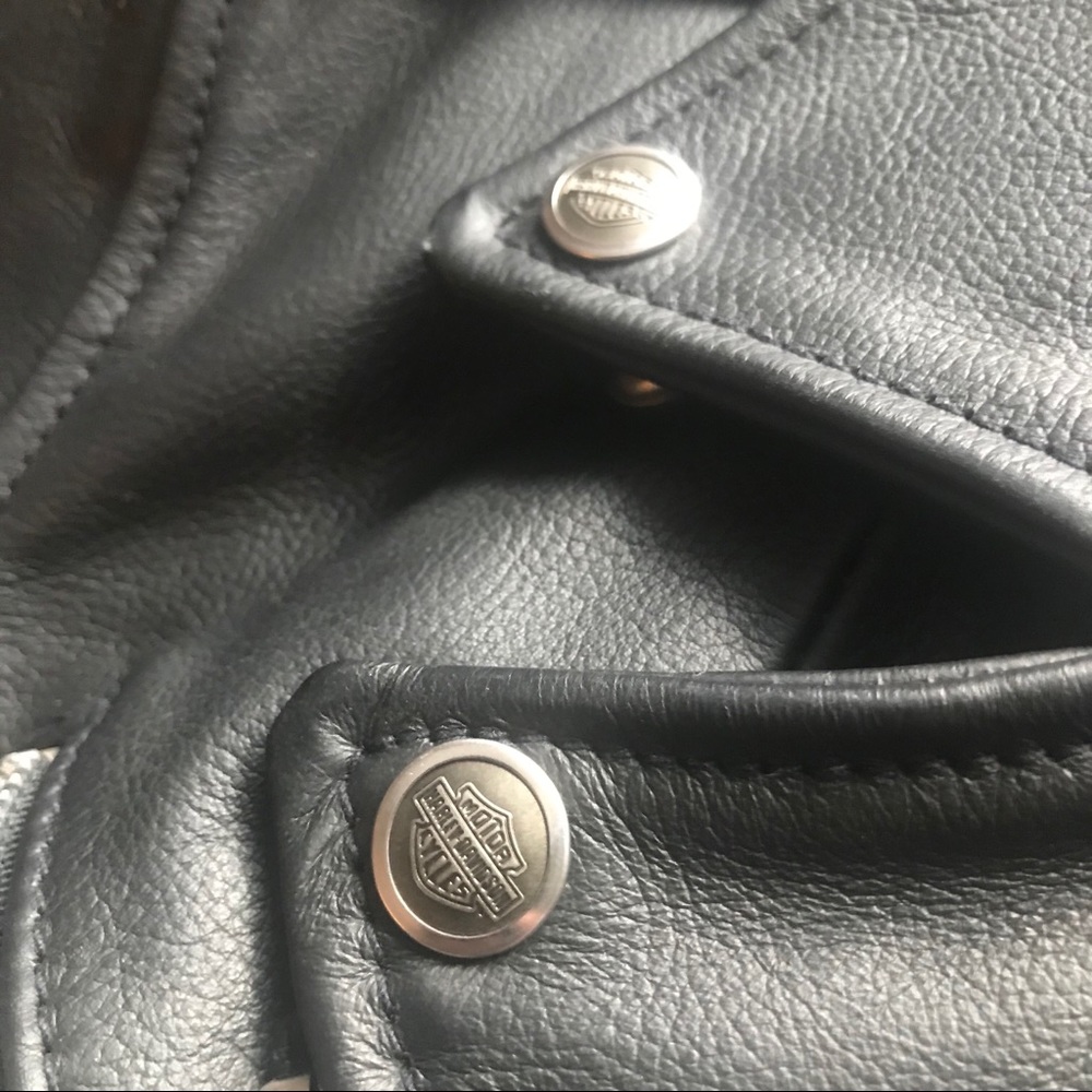 Harley-Davidson Women’s Leather Jacket - Picture 4 of 16